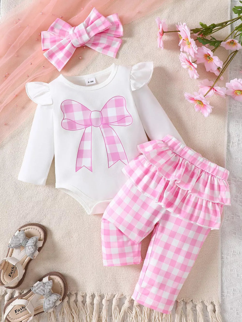 Children's Ruffled Bow Bodysuit And Pants Set in Pink, fabric detail