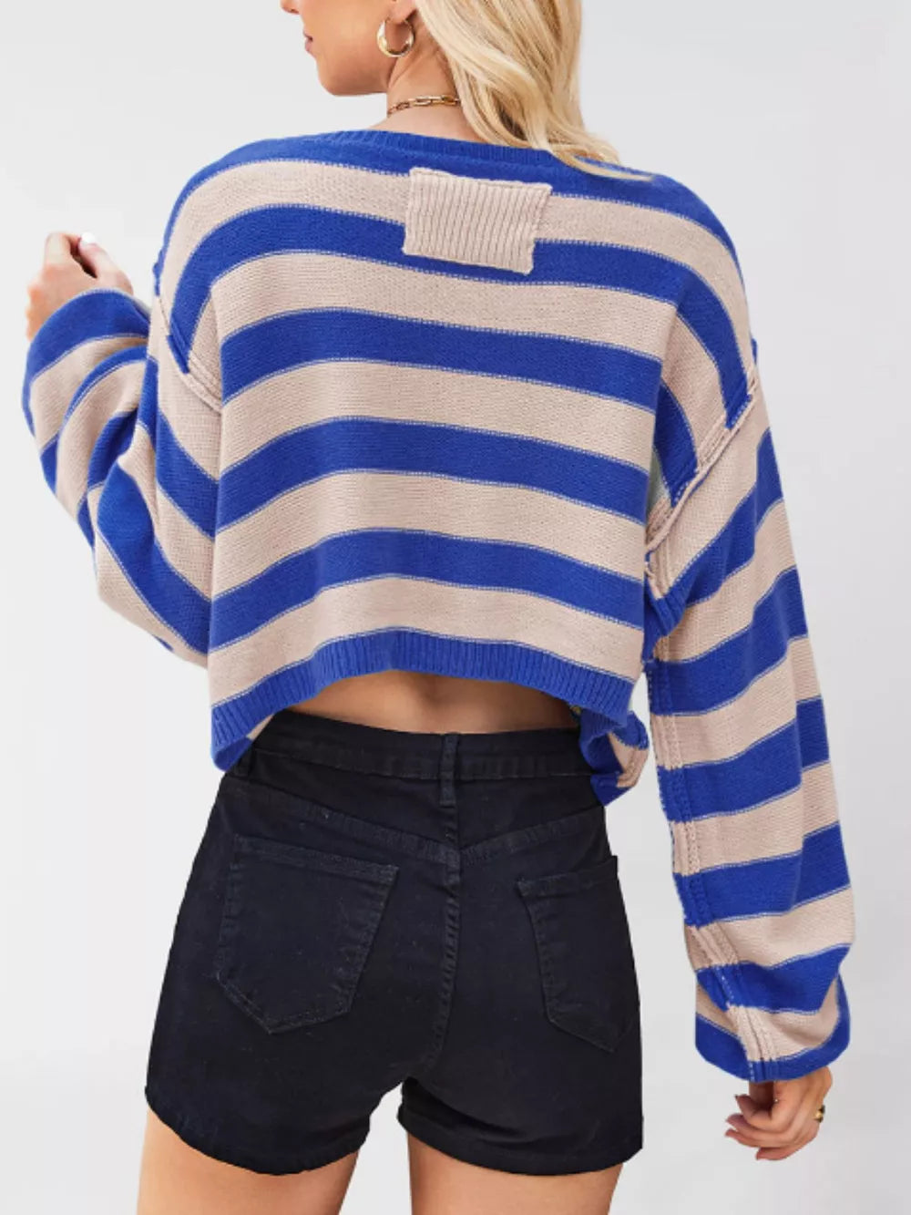 Green pullover sweater with cropped and pullover