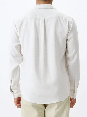 Relaxed camp collar button-up shirt in apricot, long sleeve, buttoned cuffs, relaxed fit