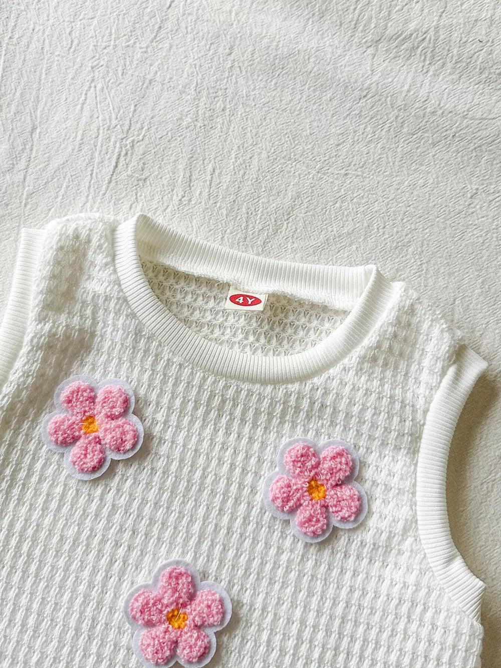 Children's Flower Sleeveless Top And Skirt Set, close-up detail