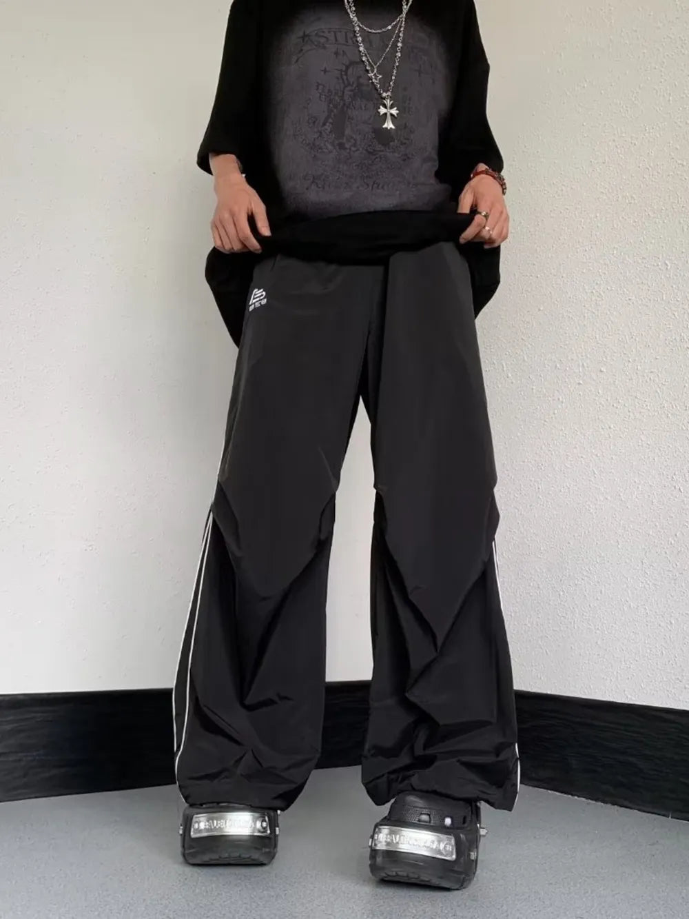 Men's Striped Wide Leg Pants in Black, side view