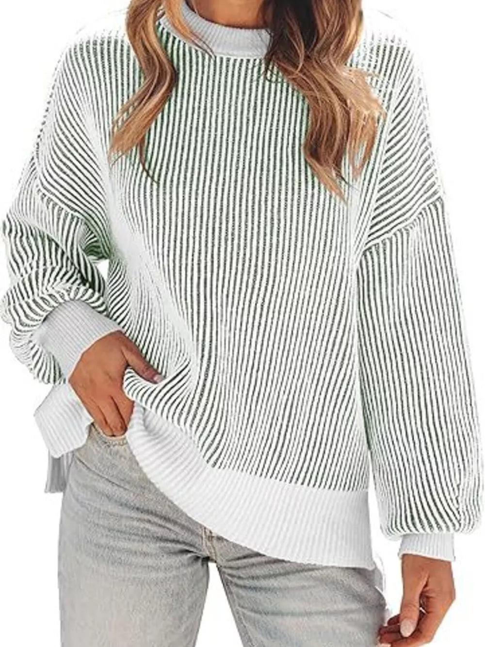 Light Green pullover sweater with hip-length and pullover