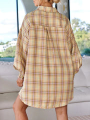 Pastel yellow plaid shirting jacket with ribbed cuffs and a buttoned front.