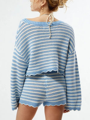 Scalloped Edges Striped Top And Shorts Set in Blue, back view