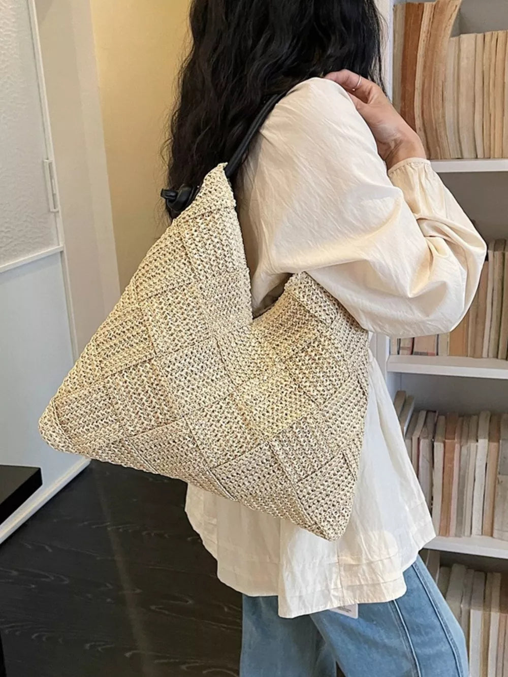 Woven Straw Shoulder Bag in Cream White, close-up detail