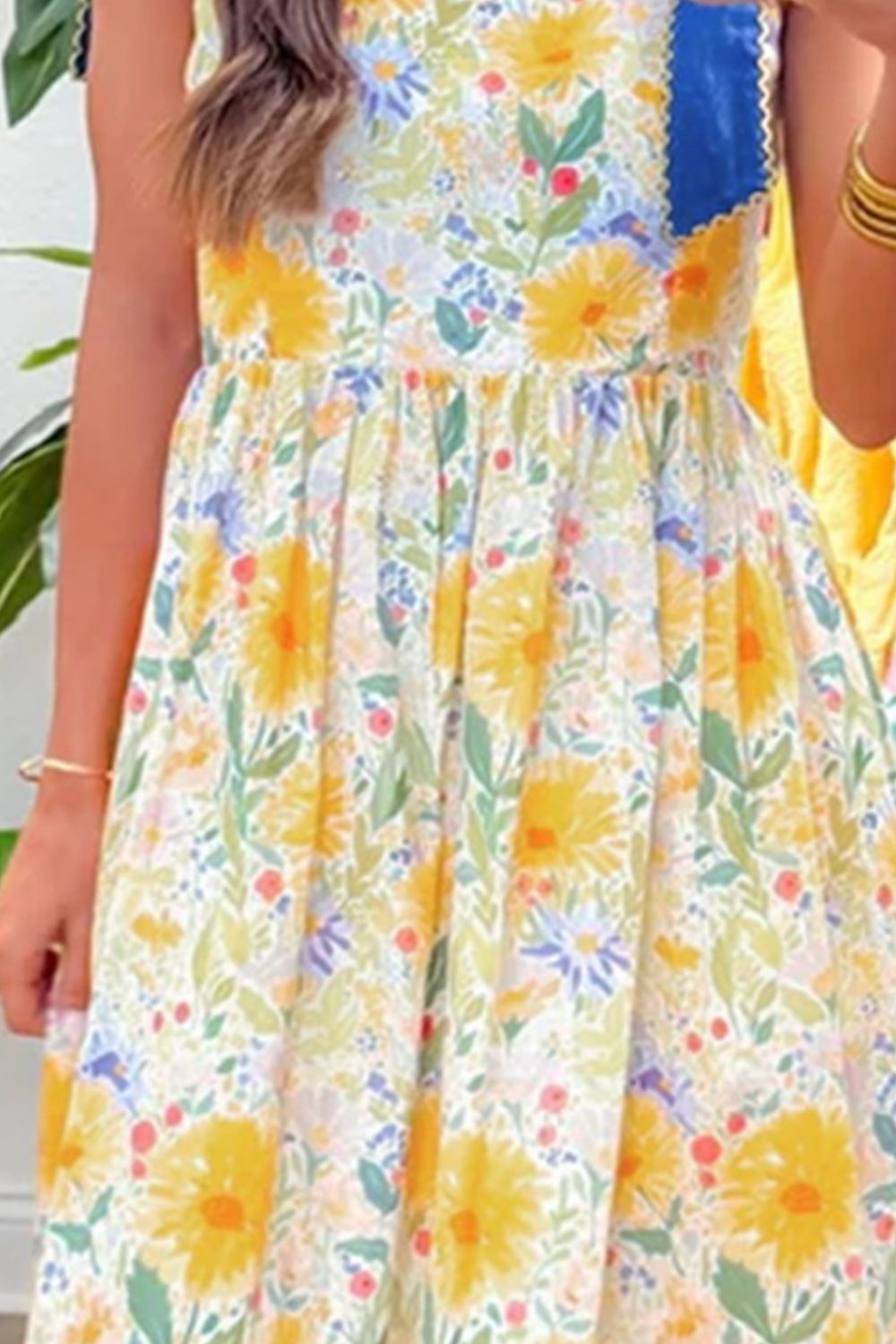 Floral tie-shoulder midi dress with pockets in yellow and white floral print