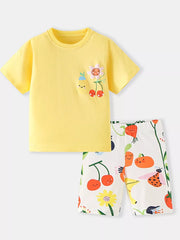 Yellow cartoon fruit applique tee and shorts set for babies and children.