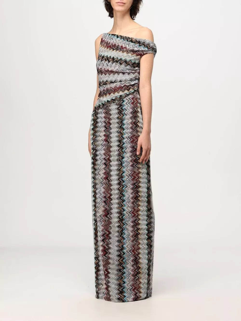 Vibrant one-shoulder maxi dress with chevron pattern and ruched detail