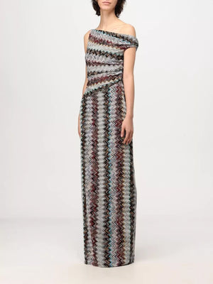 Vibrant one-shoulder maxi dress with chevron pattern and ruched detail