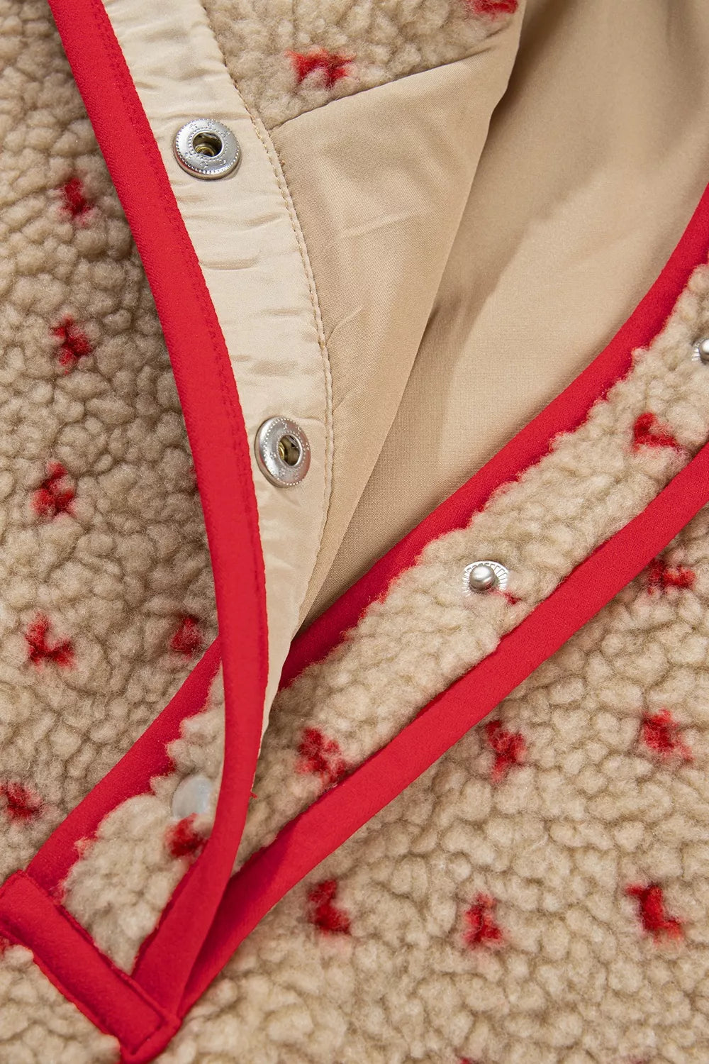 Heart Pattern Fleece Colorblock Collar Sweatshirt in Camel, fit detail
