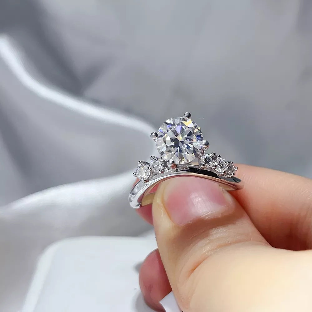 0.3 Carat 925 Sterling Silver Moissanite Ring, close-up detail