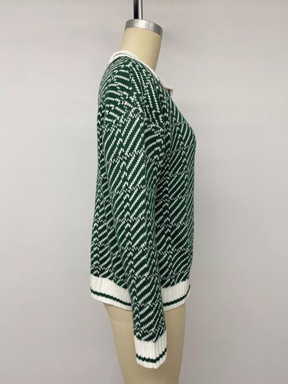 Geometric Patterned Collared Sweater in Green, fit detail
