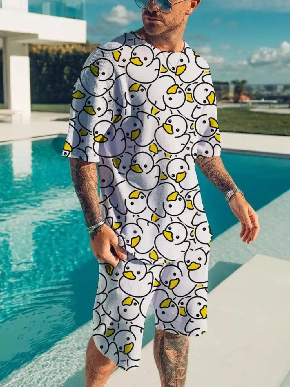 Men's Printed Short Sleeve Tee And Shorts Set, side view
