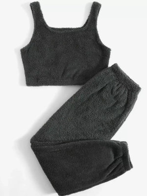 Cozy Plush Cropped Tank And Pants Lounge Set in Pink, fit detail