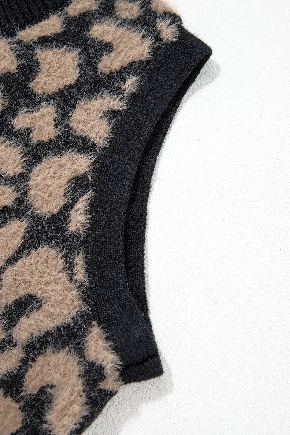Leopard Print Knit Sleeveless Sweater Vest, product detail