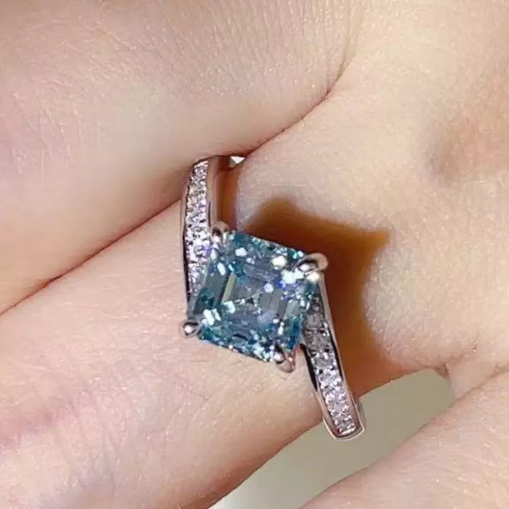 2 Carat Moissanite Sterling Silver Ring, close-up detail