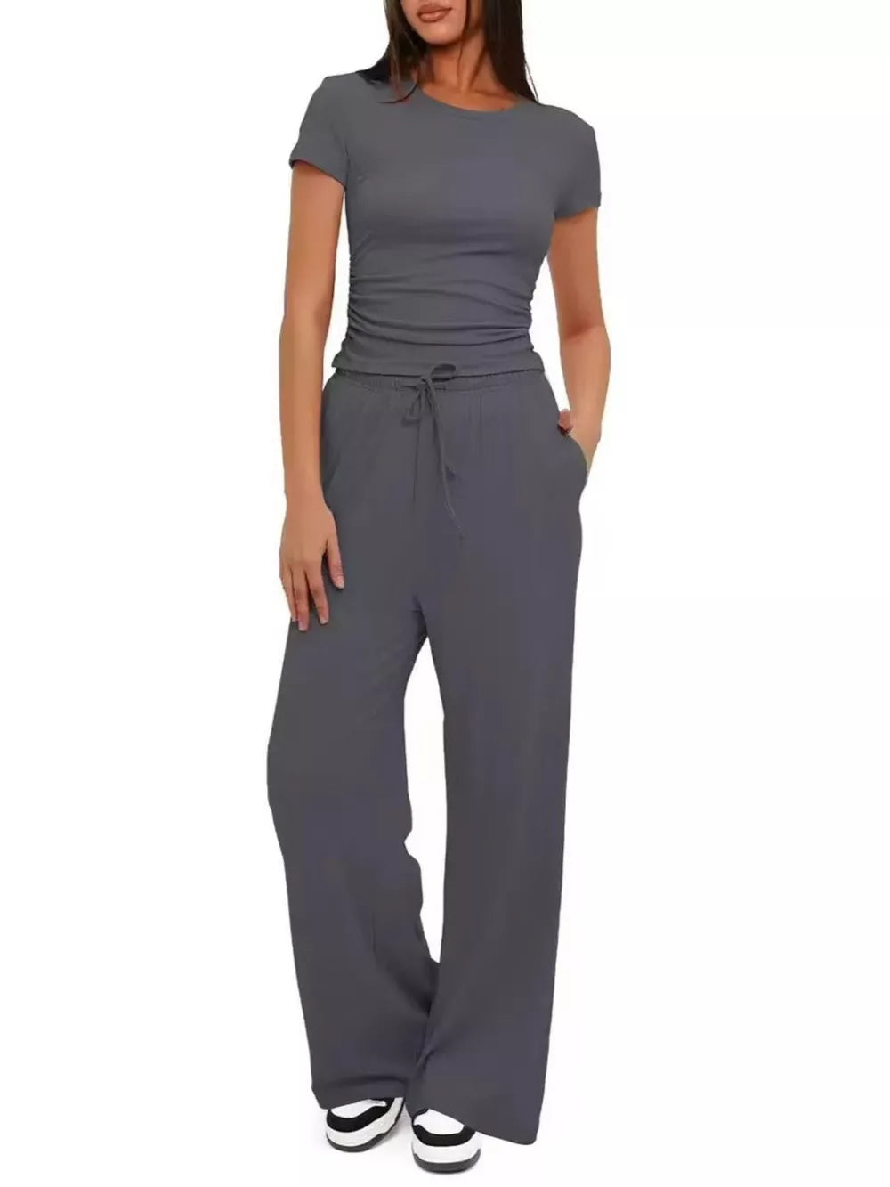 Ruched Short-sleeve Pants in Khaki Color, close-up detail