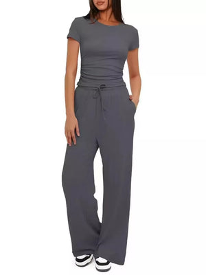 Ruched Short-sleeve Pants in Khaki Color, close-up detail