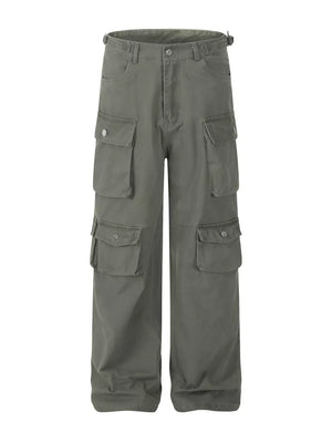 Men S Loose Fit Cargo Pants, model styling view