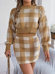 Cropped checkered knit co-ord set in Khaki with crew neck and long sleeves.