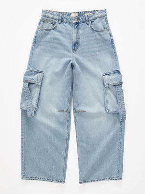 Light blue relaxed fit maternity cargo jeans with vintage wash and ankle length.