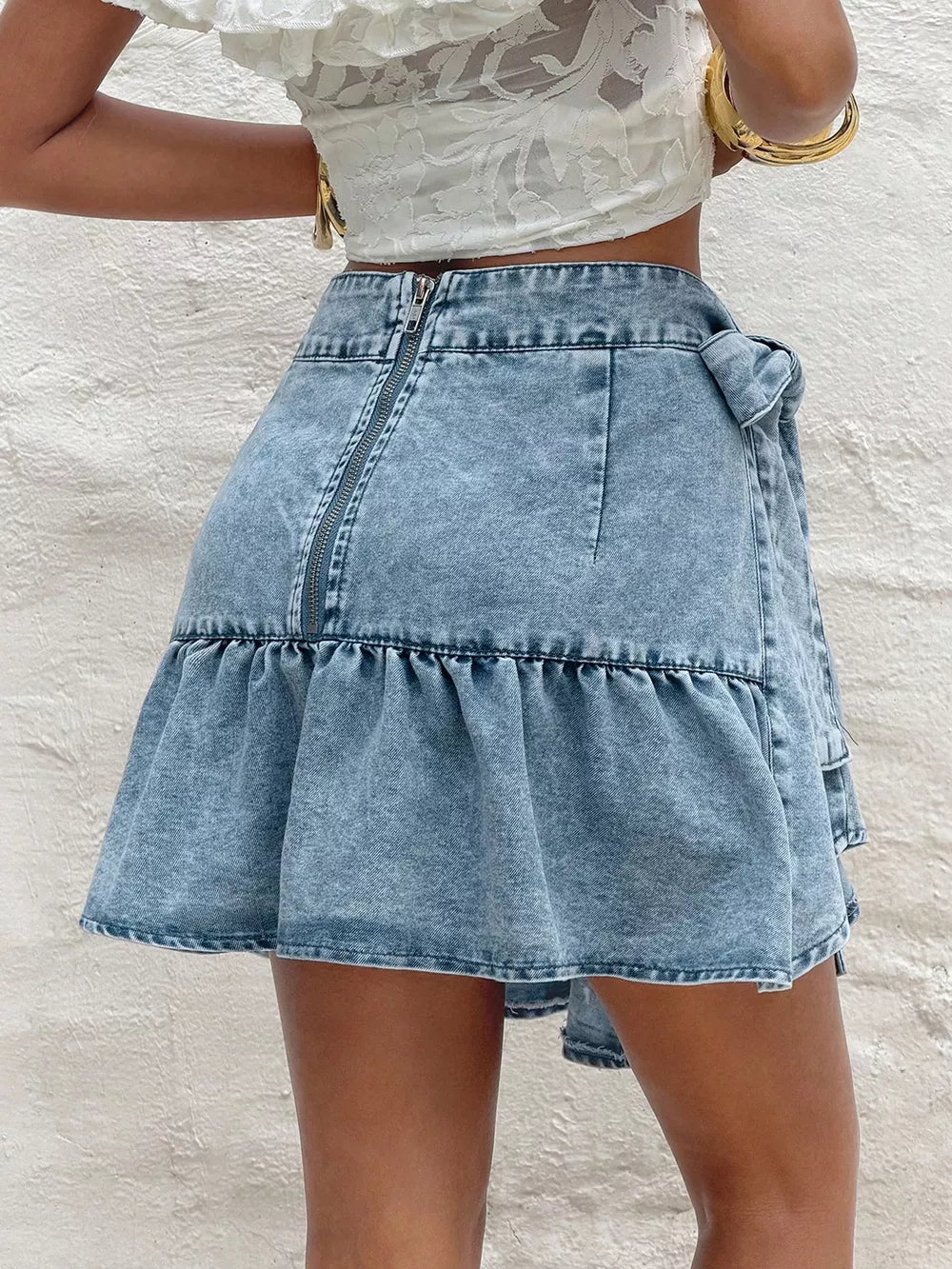 Ruffled Hem High Waist Bow Tie Denim Skirt, model styling view