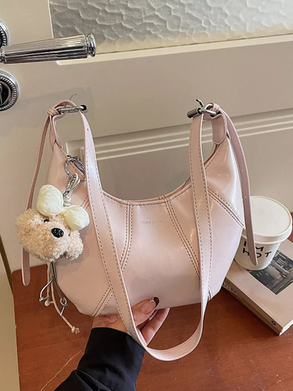 Pu Leather Shoulder Bag in Pink, fabric detail