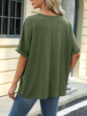 Relaxed fit t-shirt in Army Green with rolled short sleeves and crew neck.