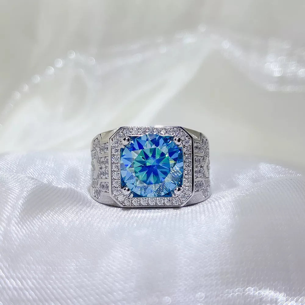 925 Sterling Silver Geometric Solitaire Moissanite Ring, model styling view
