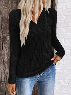 Ribbed V-neck Long Sleeve T-shirt in Grey, view 13
