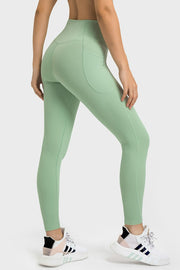 Mint performance leggings with pockets and sculpted waistband
