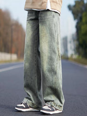 Relaxed fit 100 cotton jeans in a faded blue wash with a vintage look.