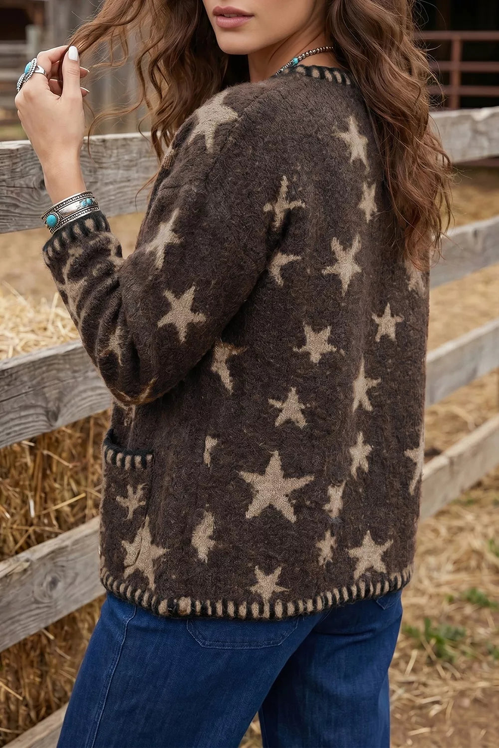 Stars Pattern Colorblock Long Sleeve Cardigan in Coffee Brown, close-up detail
