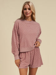 Pale Blush checkered loungewear set with round neck sweatshirt and shorts