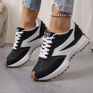 Color-blocked Platform Casual Sneakers in Black, back view