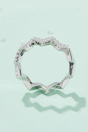Silver zigzag pavé moissanite band ring with geometric details