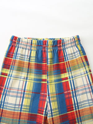 Baby shorts with elastic waist in colorful plaid pattern, cotton.