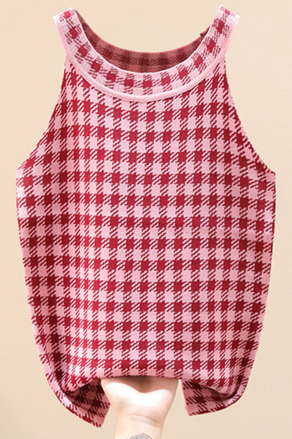 Houndstooth knit halter tank top in deep red and pink acrylic with a ribbed neckline.