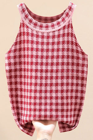 Houndstooth knit halter tank top in deep red and pink acrylic with a ribbed neckline.