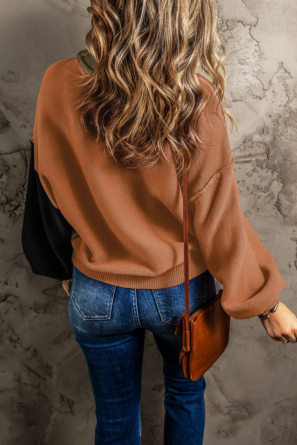 Chic Contrast Cozy Sweater in brown and black with balloon sleeves, casual acrylic knit.