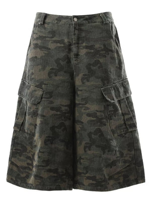 Men's Camouflage Cargo Capris in Green Camouflage, front view