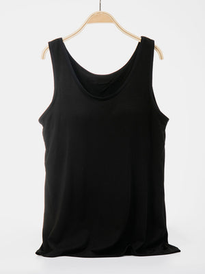 Black scoop neck tank top with a relaxed fit and curved hem.