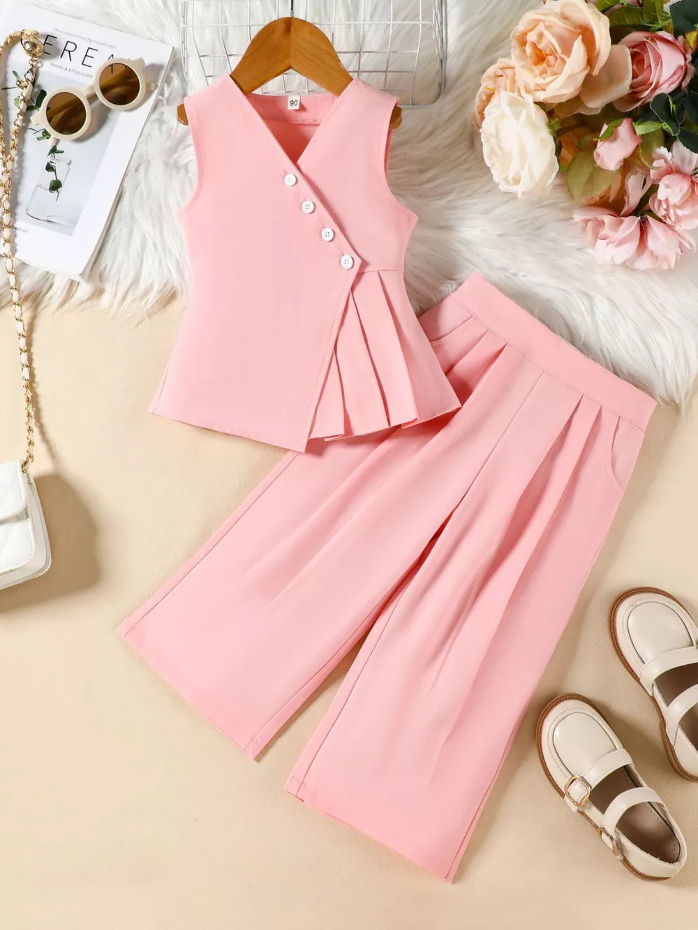 Pink baby girls two-piece set with pleated detail on top and wide-leg pants