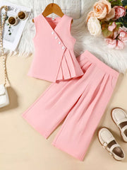 Pink baby girls two-piece set with pleated detail on top and wide-leg pants