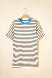 Casual striped mini dress with pockets in cotton, featuring a blue crew neck and short sleeves.