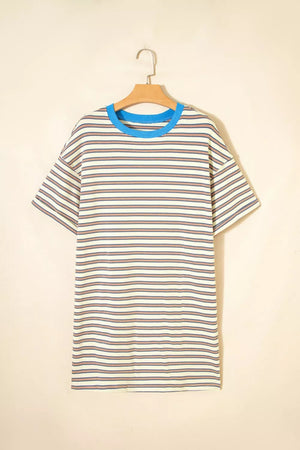 Casual striped mini dress with pockets in cotton, featuring a blue crew neck and short sleeves.
