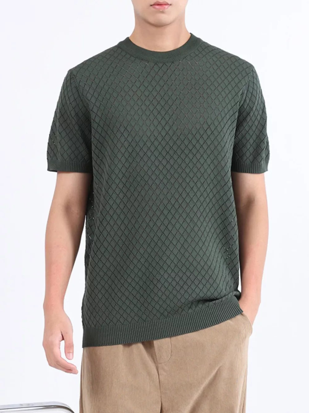 Men's army green diamond knit short sleeve tee with crew neck.