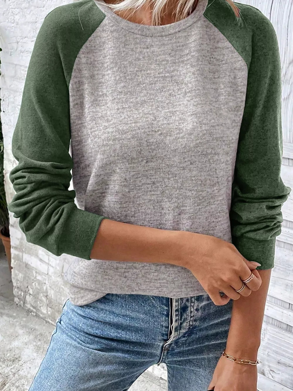 Contrasting sleeve casual t-shirt in heather grey with moss green raglan sleeves.