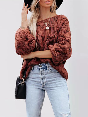 pullover sweater in Grey with cable knit and oversized