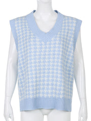 Houndstooth knit v-neck tank top in light blue and white.